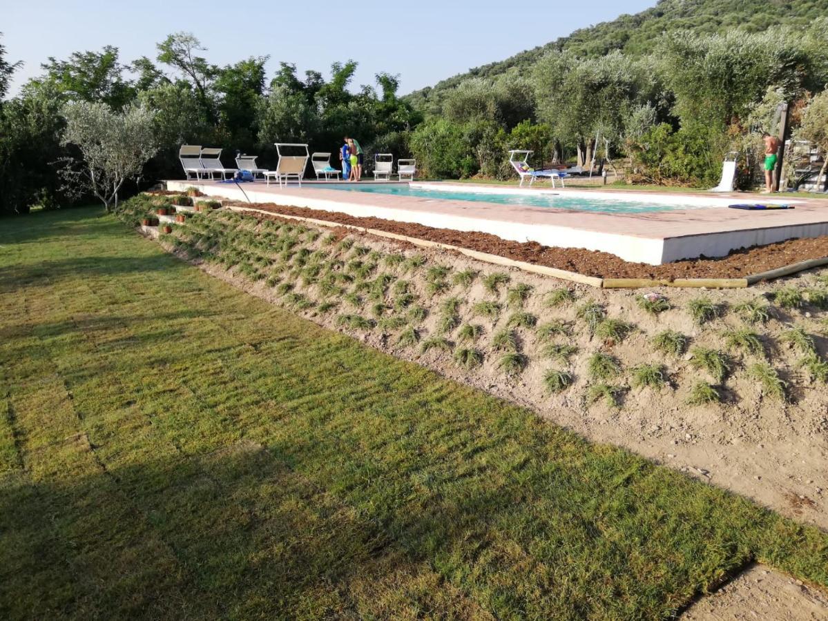Il Barbagianni Acomodação com café da manhã Montepescali Exterior foto